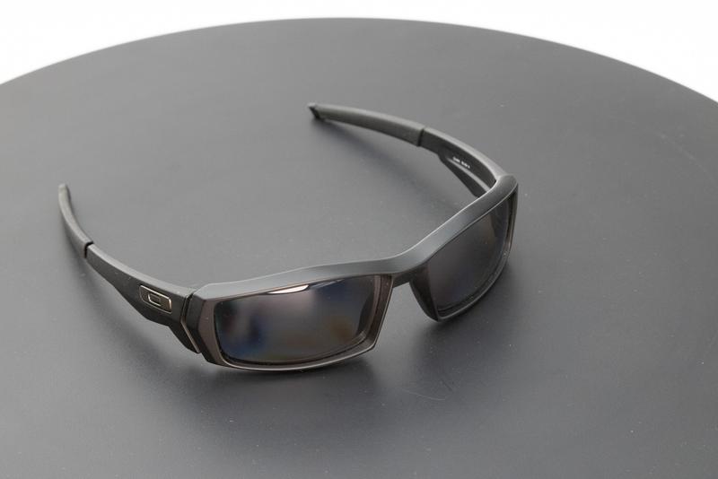 Oakley Canteen Sunglasses Matte Black Warm Grey Lenses 03-543 |  